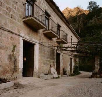 Casa Rural La Fabrica De Nacelrio